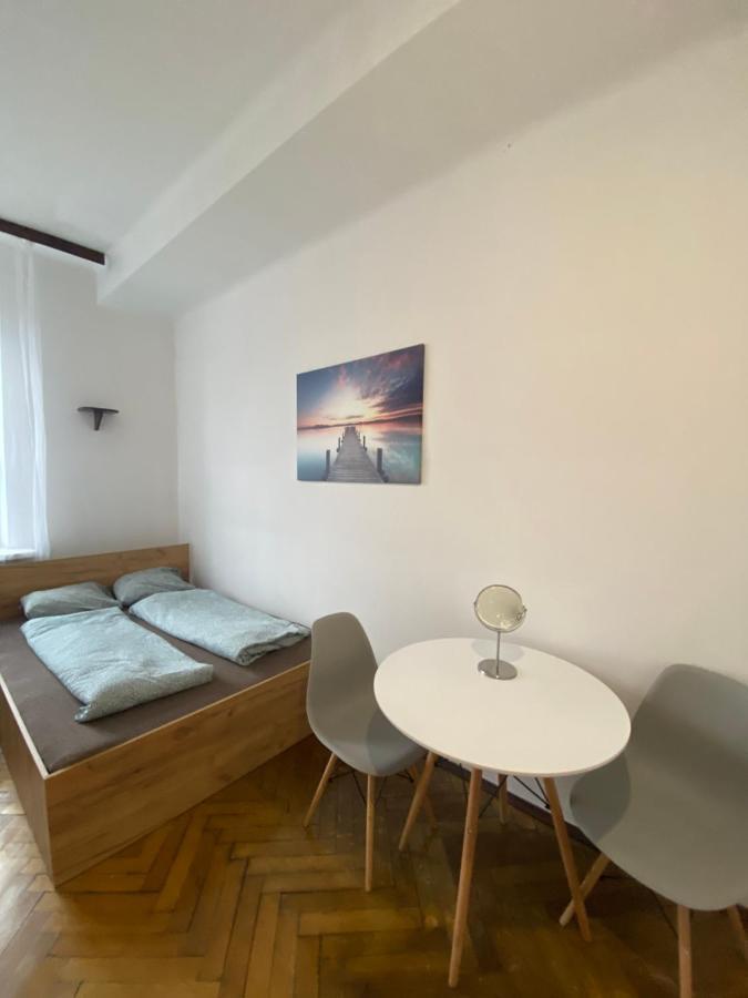 קרקוב Classy Rooms In Old Town מראה חיצוני תמונה